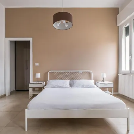 Palazzina Carracci * Boloňa