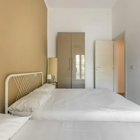 Palazzina Carracci アパート ボローニャ