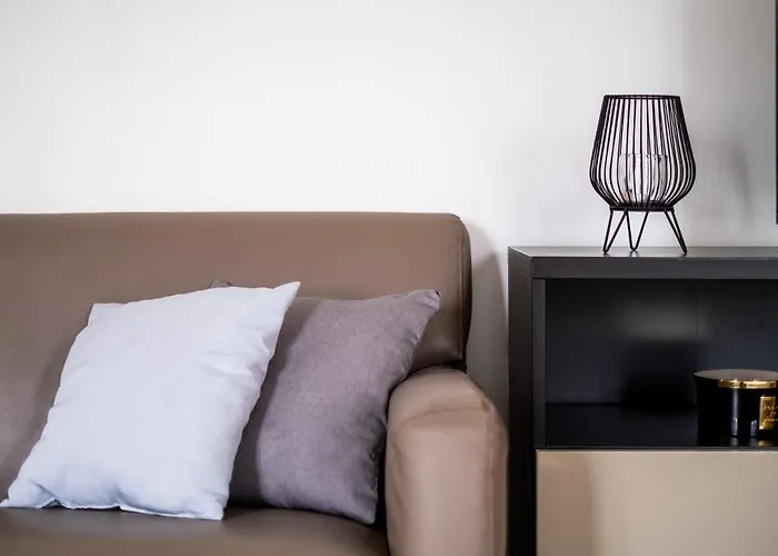 Palazzina Carracci 아파트 *